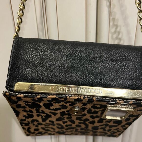 Steve Madden Leopard Crossbody Purse - Picture 4 of 7